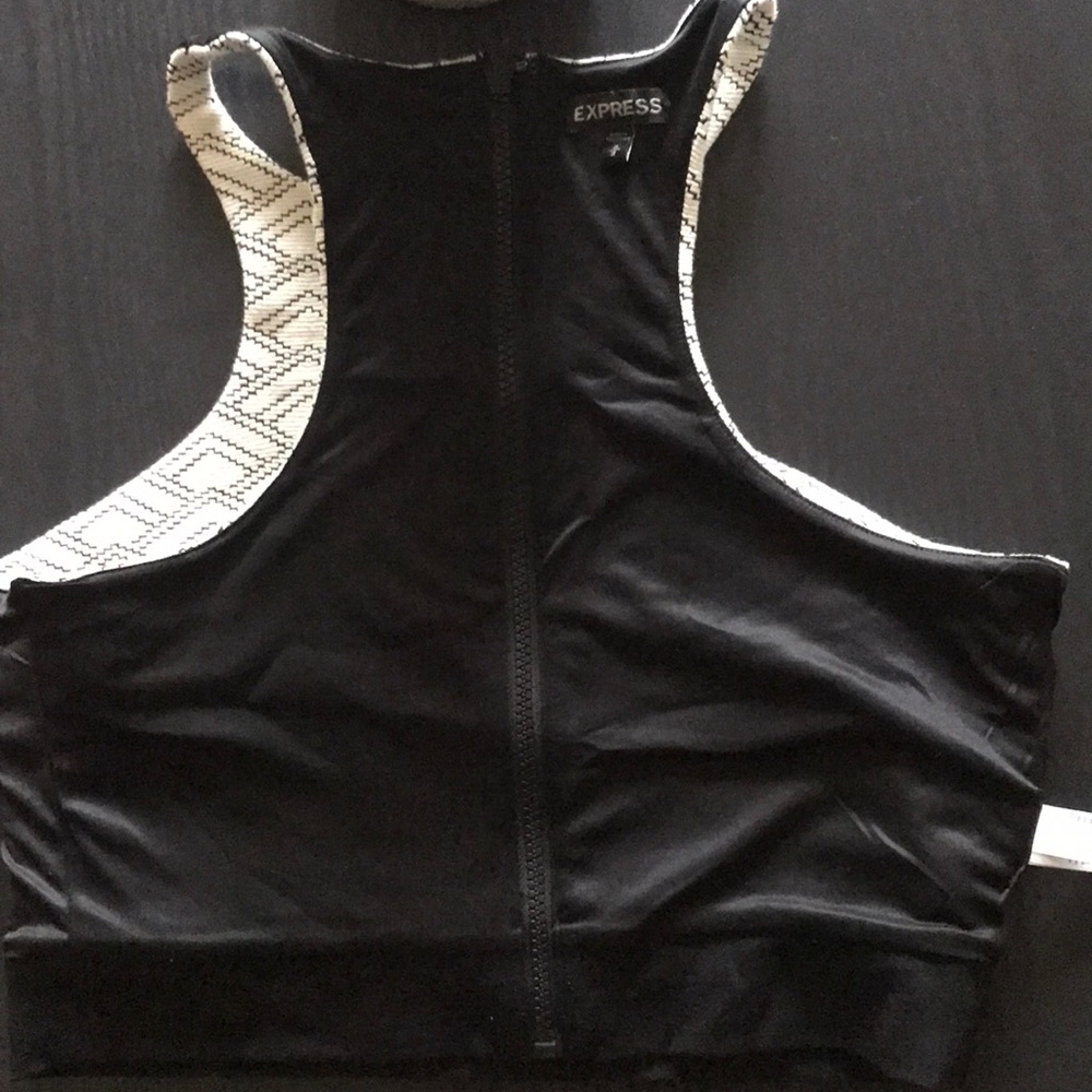 Express Crop top - Picture 8 of 8